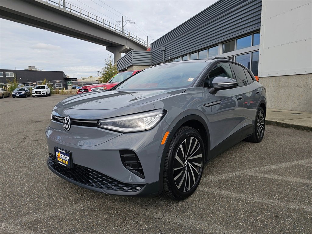 Used 2024 Volkswagen ID.4 S image 4