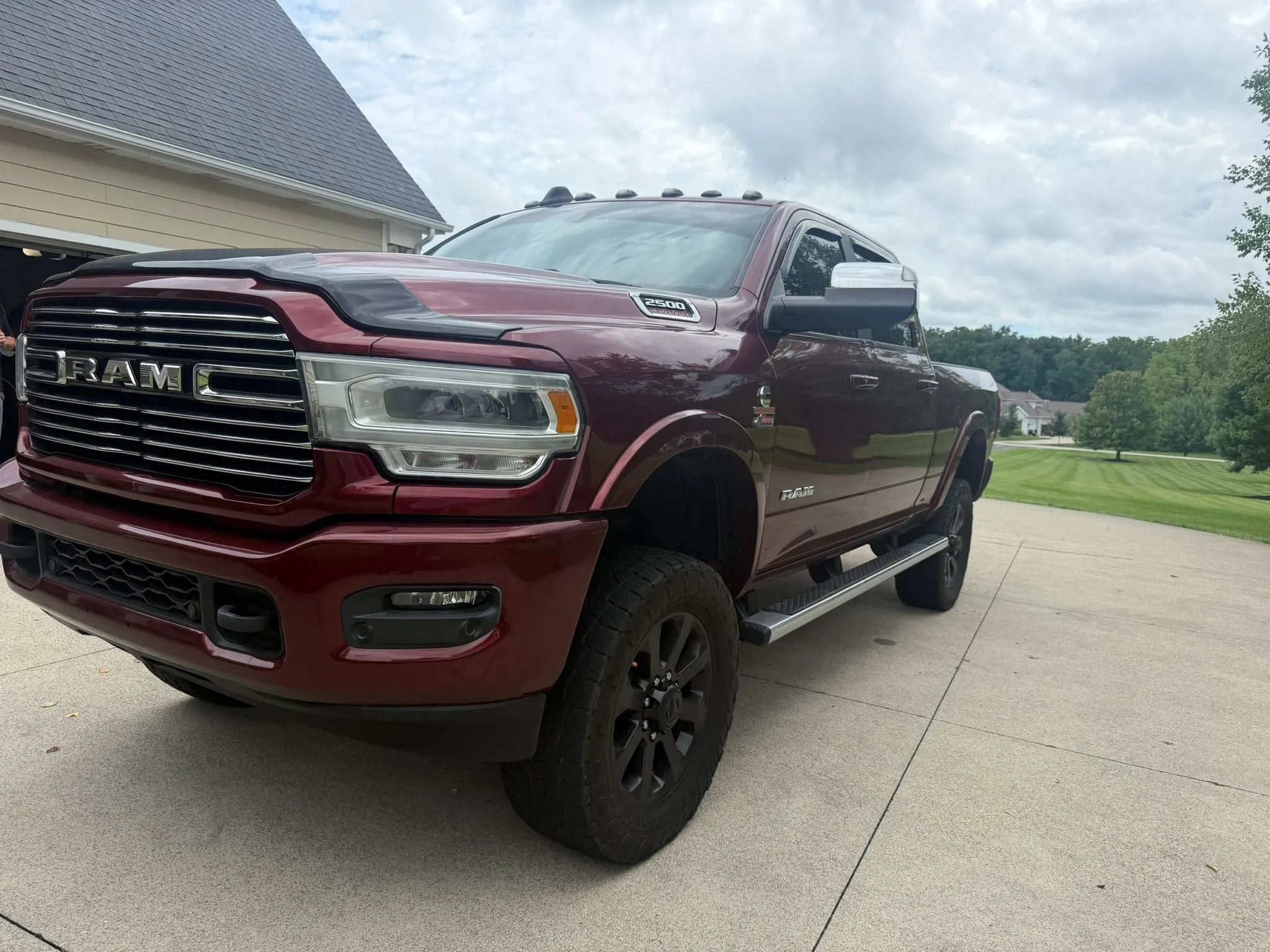 Used 2019 RAM 2500 Laramie AWD/4WD image 5