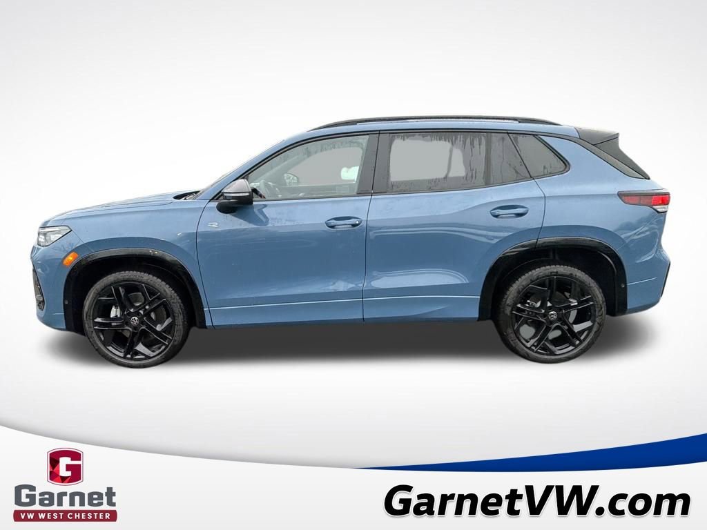 New 2026 Volkswagen Tiguan SE R-Line image 2