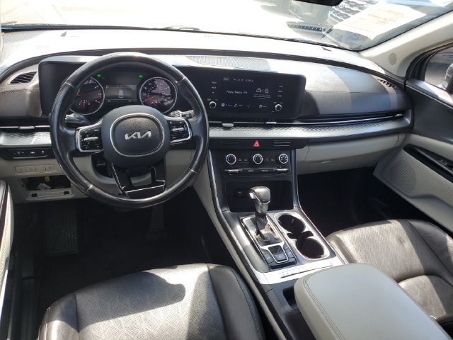 Used 2022 Kia Carnival LX FWD image 10
