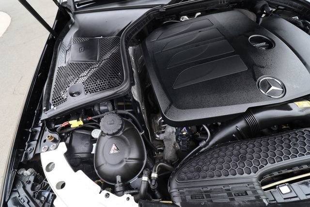 Used 2019 Mercedes-Benz C 300 4MATIC Sedan image 34