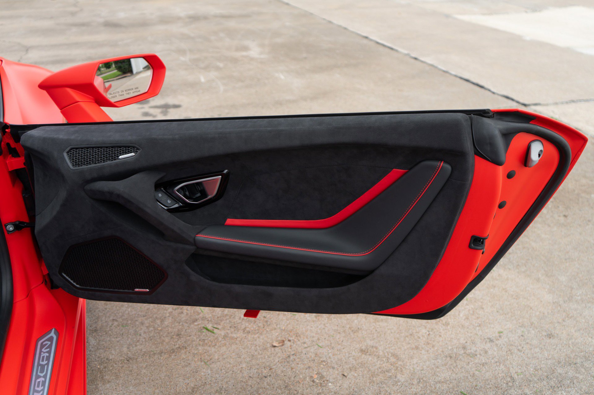 Used 2023 Lamborghini Huracan Tecnica image 29
