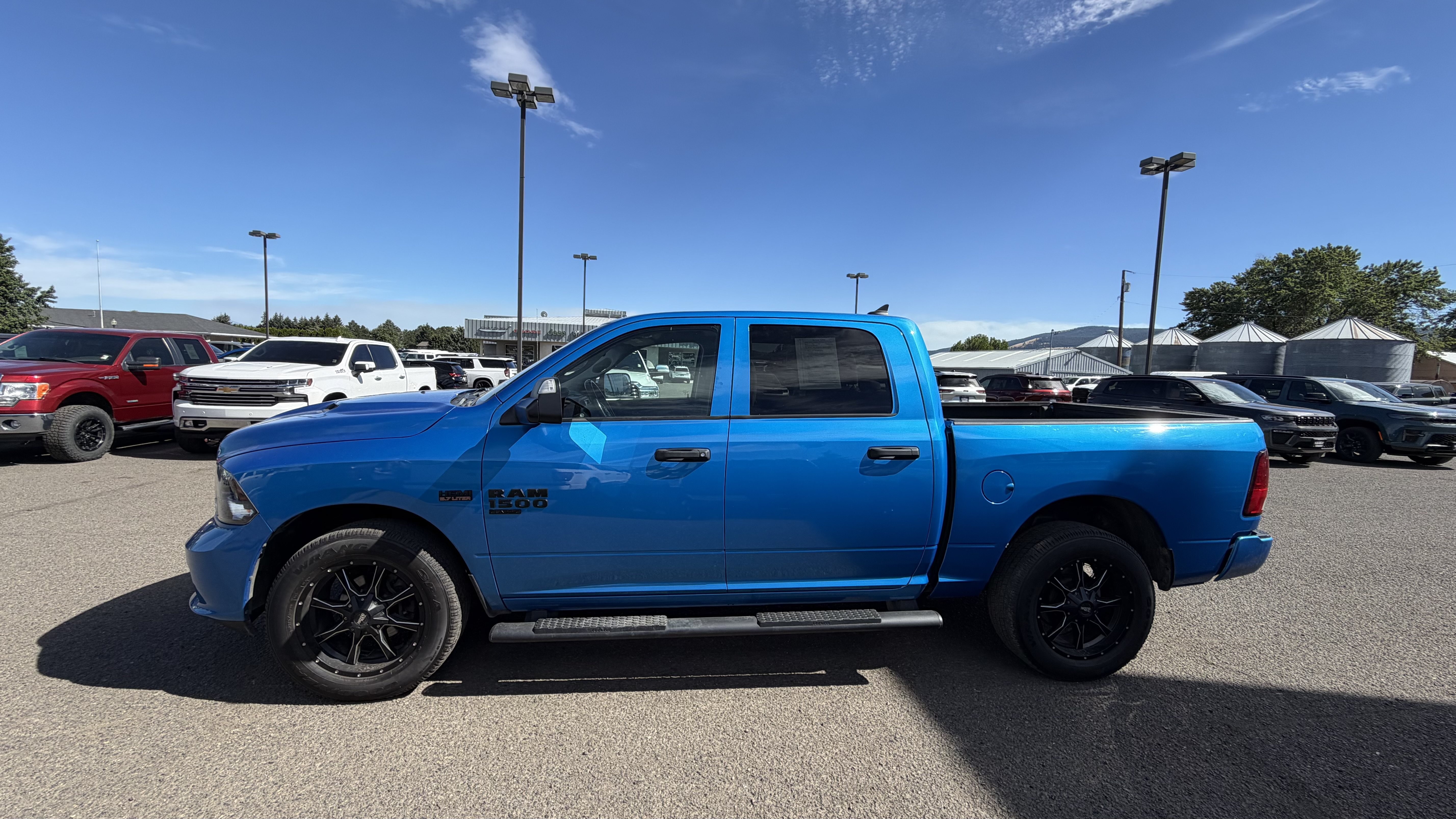 Used 2020 RAM 1500 Express w/ Wheel & Sound Group AWD/4WD image 4
