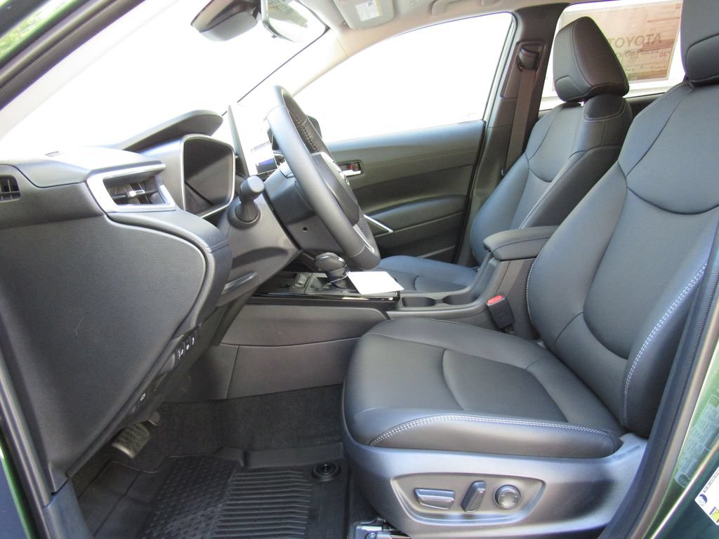 New 2026 Toyota Corolla Cross XLE w/ Convenience Package AWD/4WD image 10