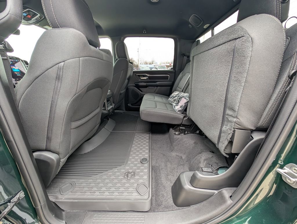 New 2026 RAM 1500 4x4 Crew Cab image 17