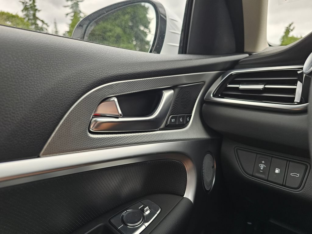 Certified 2026 Genesis G70 2.5T Prestige AWD/4WD image 30