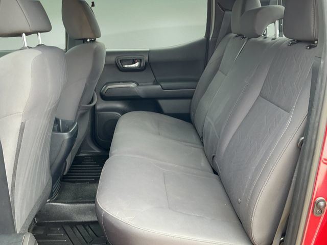 Used 2019 Toyota Tacoma TRD Off-Road AWD/4WD image 13