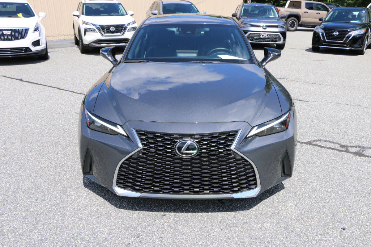 Used 2023 Lexus IS 300 w/ Premium Package RWD image 11
