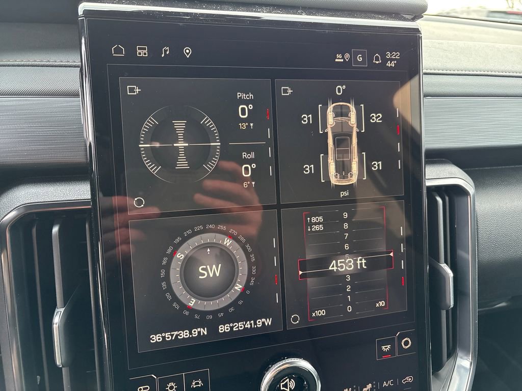 New 2026 GMC Acadia AT4 w/ Luxury Package image 32