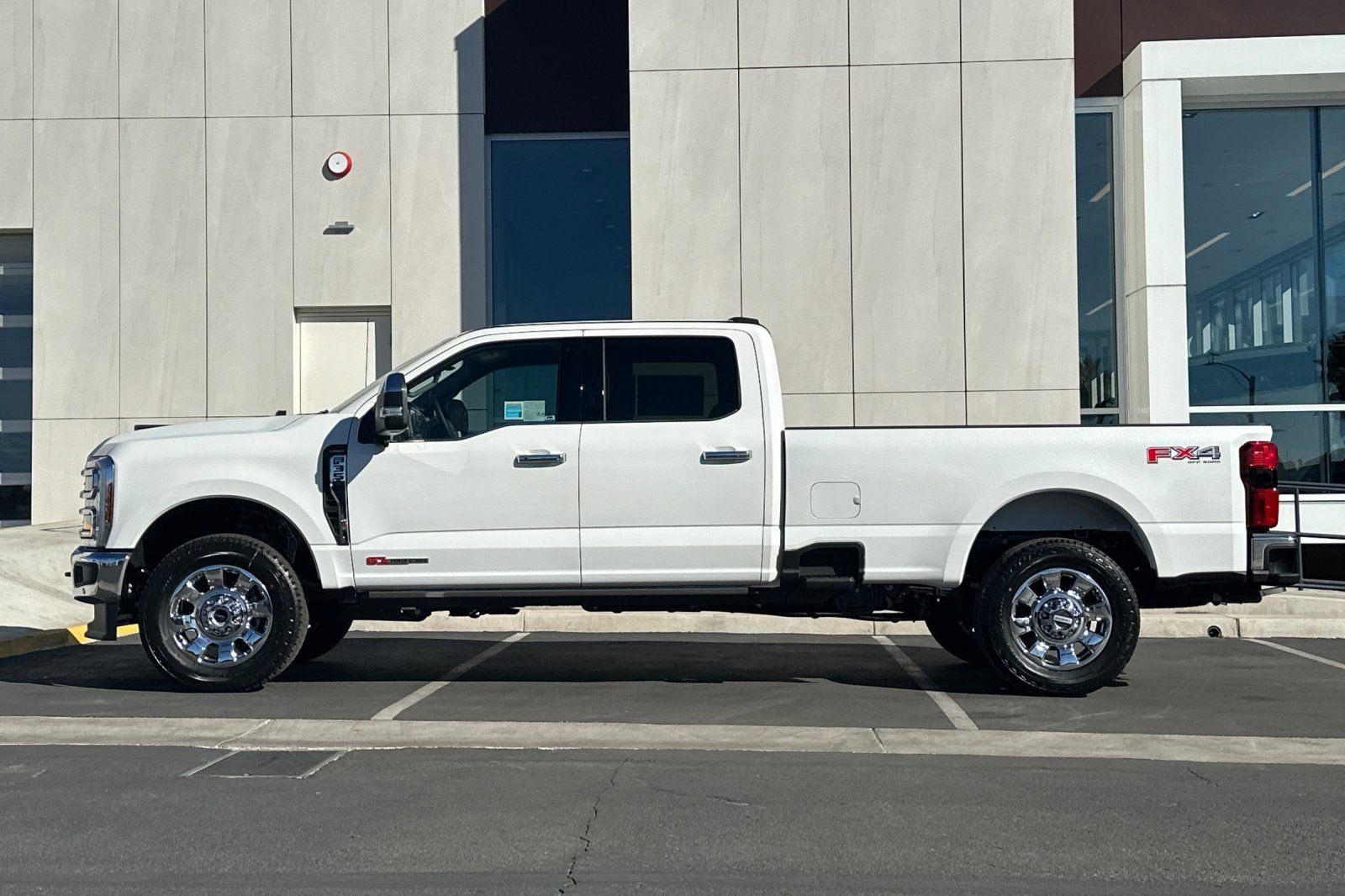 New 2026 Ford F350 Lariat w/ Lariat Ultimate Package image 6