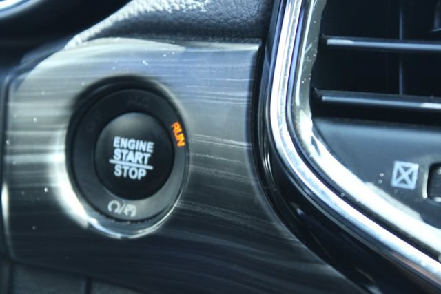Used 2019 Jeep Grand Cherokee Altitude RWD image 22