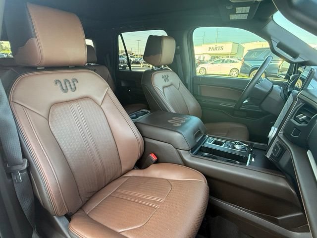 Used 2023 Ford Expedition Max King Ranch RWD image 24
