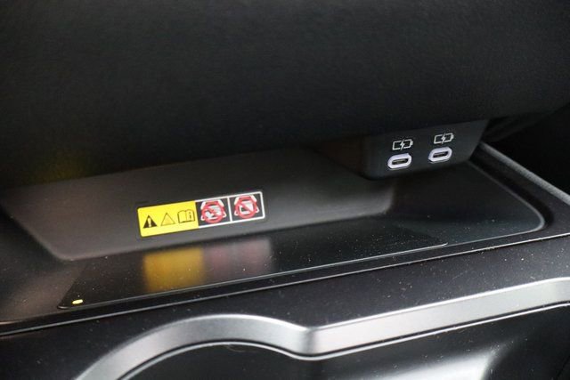 Used 2024 Lexus UX 250h F Sport image 25