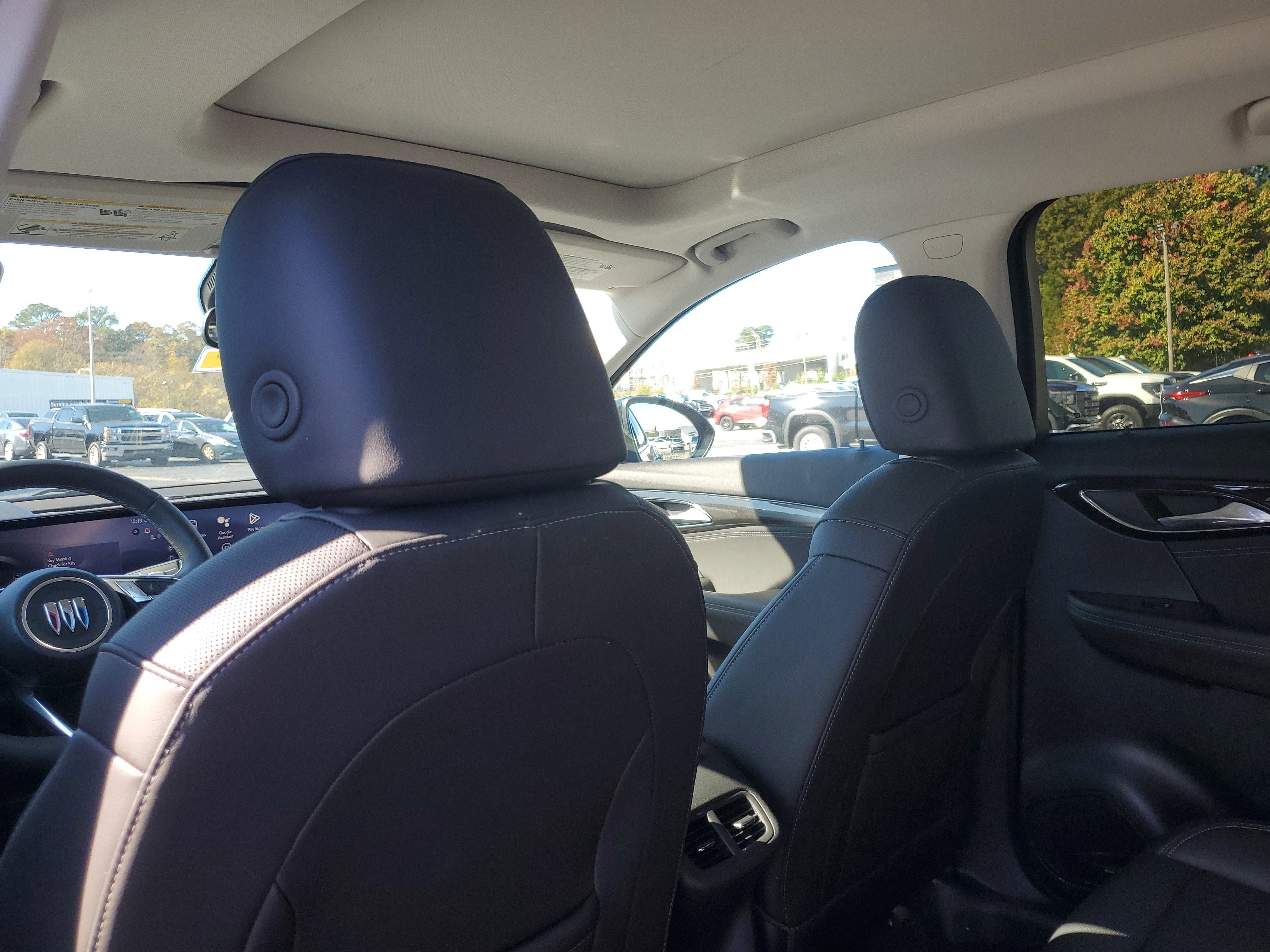 New 2025 Buick Envision Preferred image 8