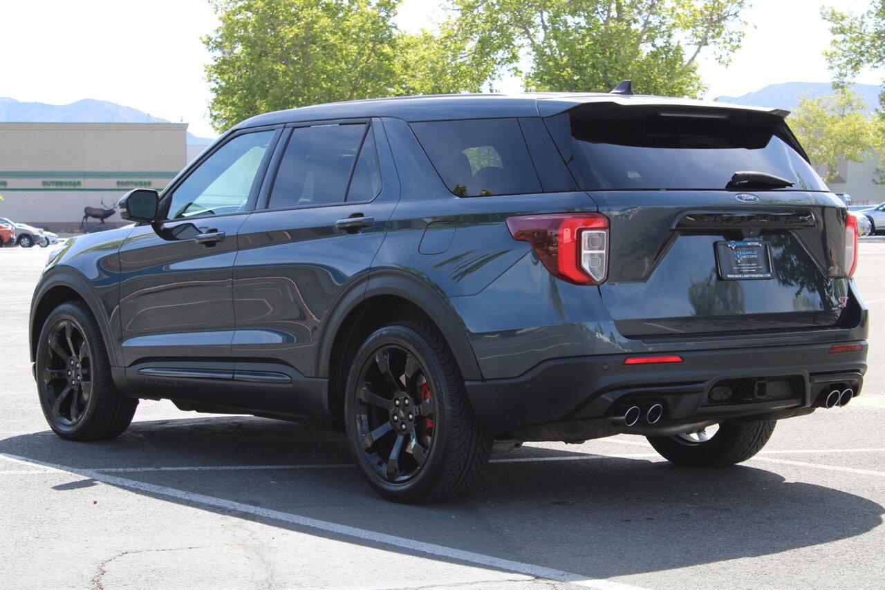 Used 2022 Ford Explorer ST w/ Equipment Group 401A AWD/4WD image 2