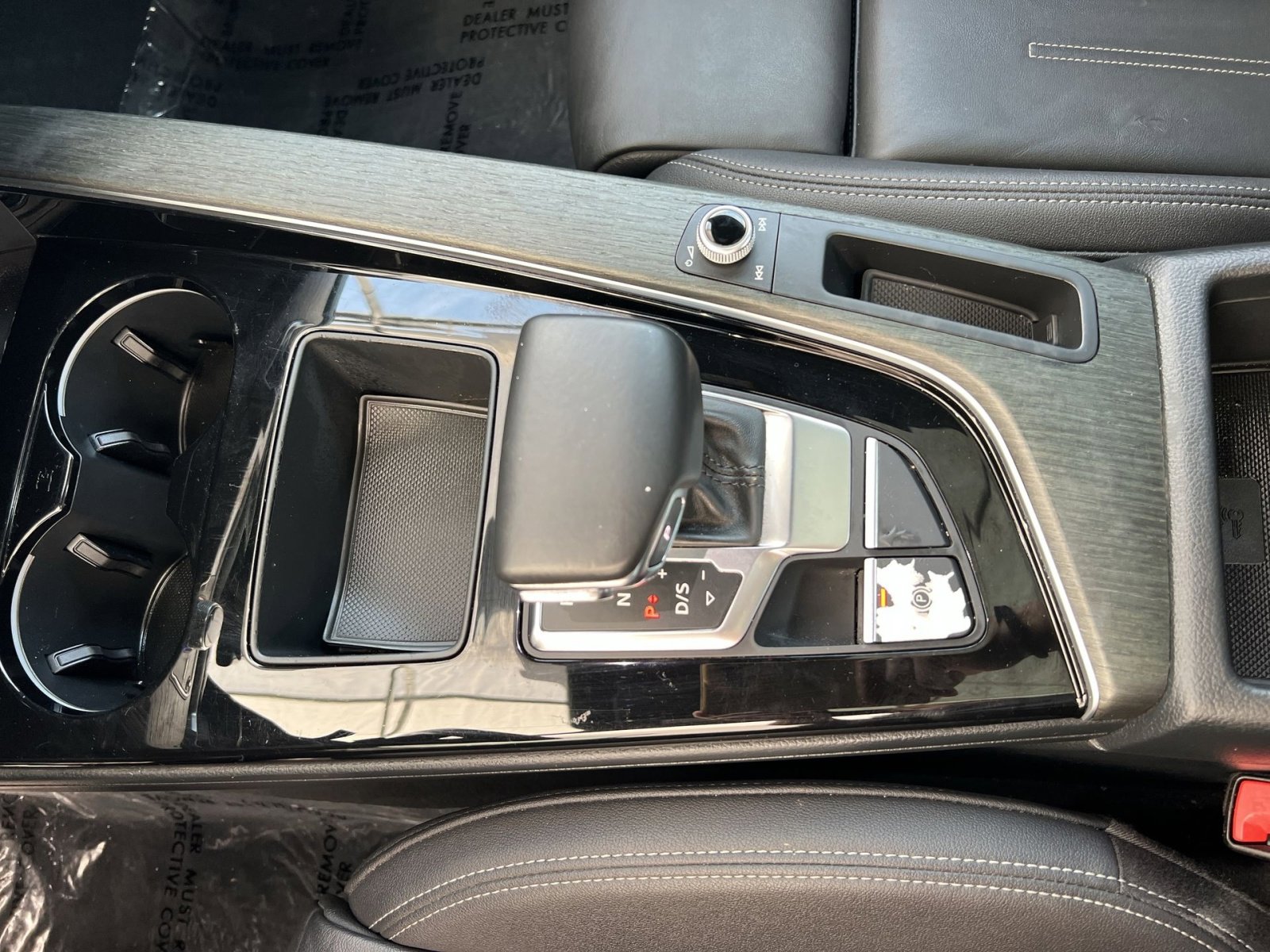 Used 2020 Audi A4 2.0T Premium w/ Convenience Package image 30