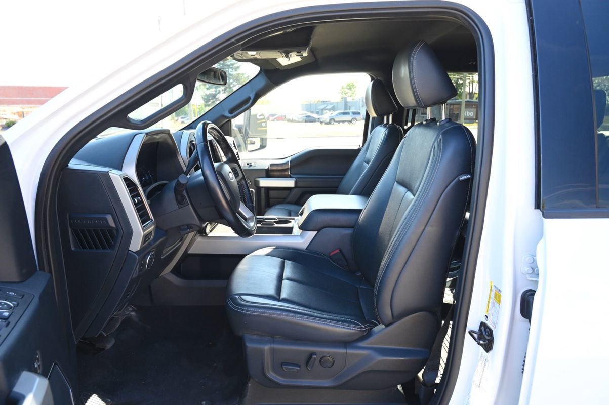 Used 2022 Ford F350 Lariat w/ Chrome Package image 18