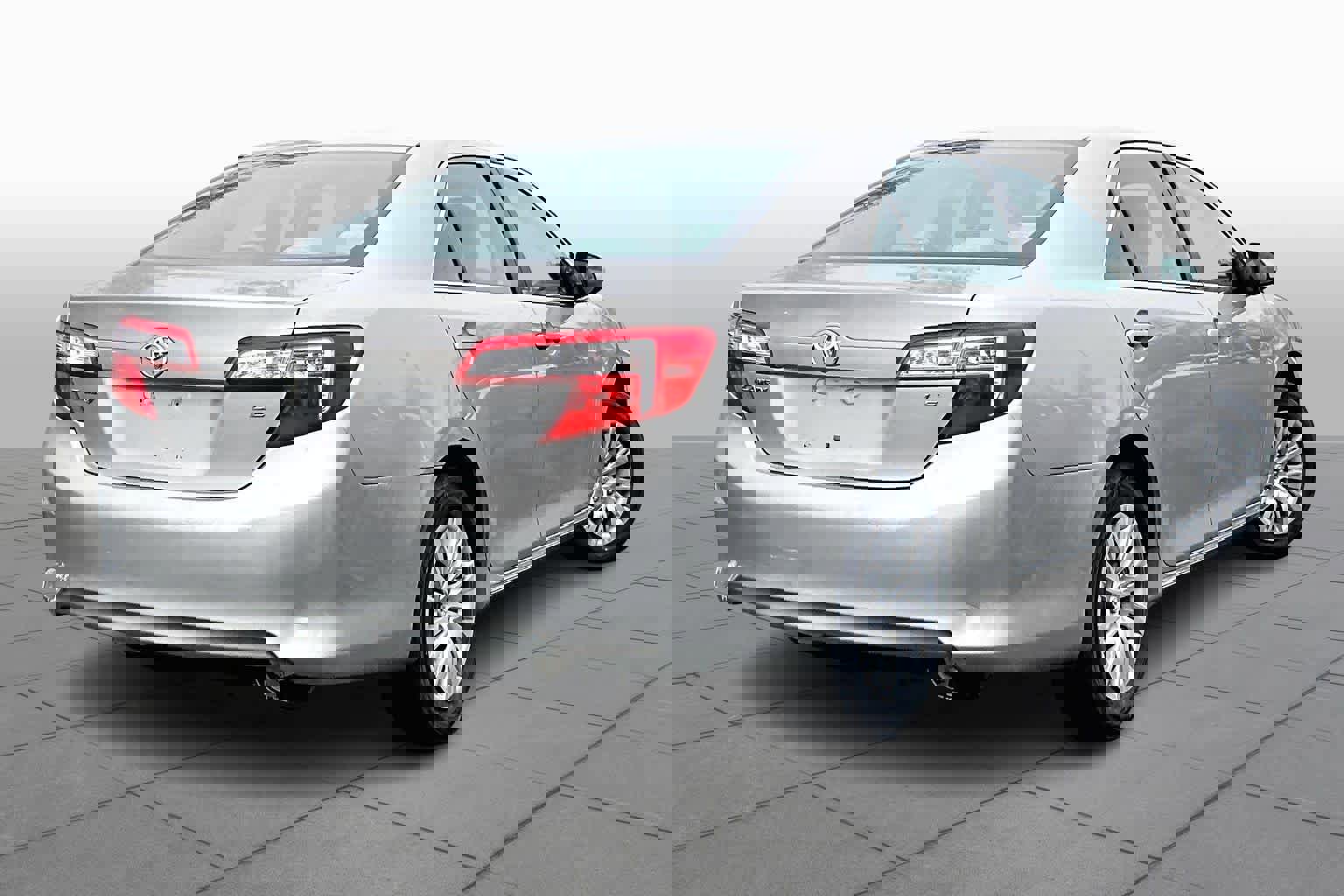 Used 2013 Toyota Camry LE image 13