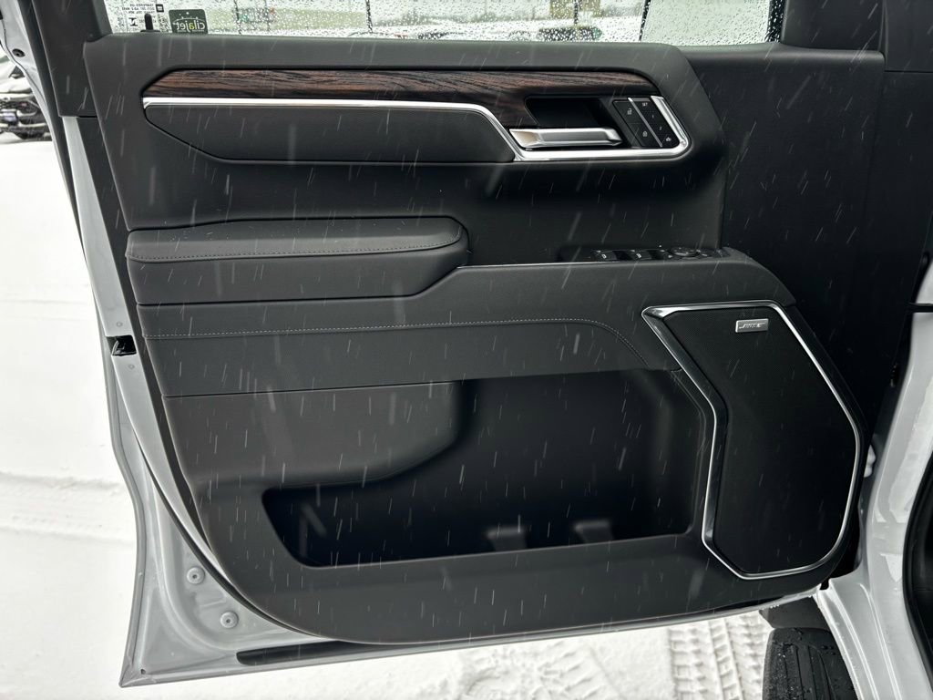 New 2026 GMC Sierra 1500 SLT w/ SLT Premium Package image 9
