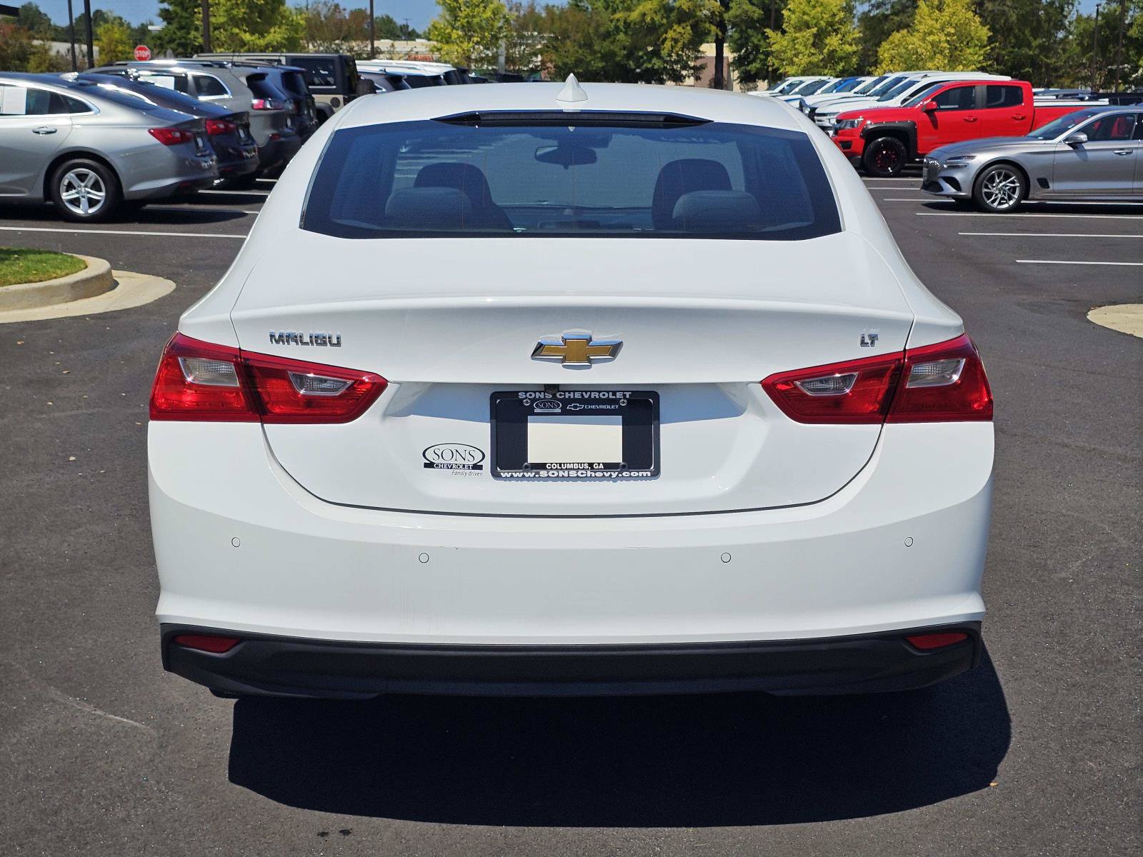 Used 2025 Chevrolet Malibu LT FWD image 11