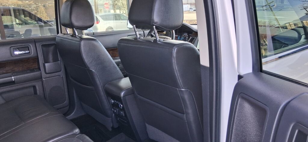 Used 2016 Ford Flex Limited w/ Equipment Group 303A AWD/4WD image 12