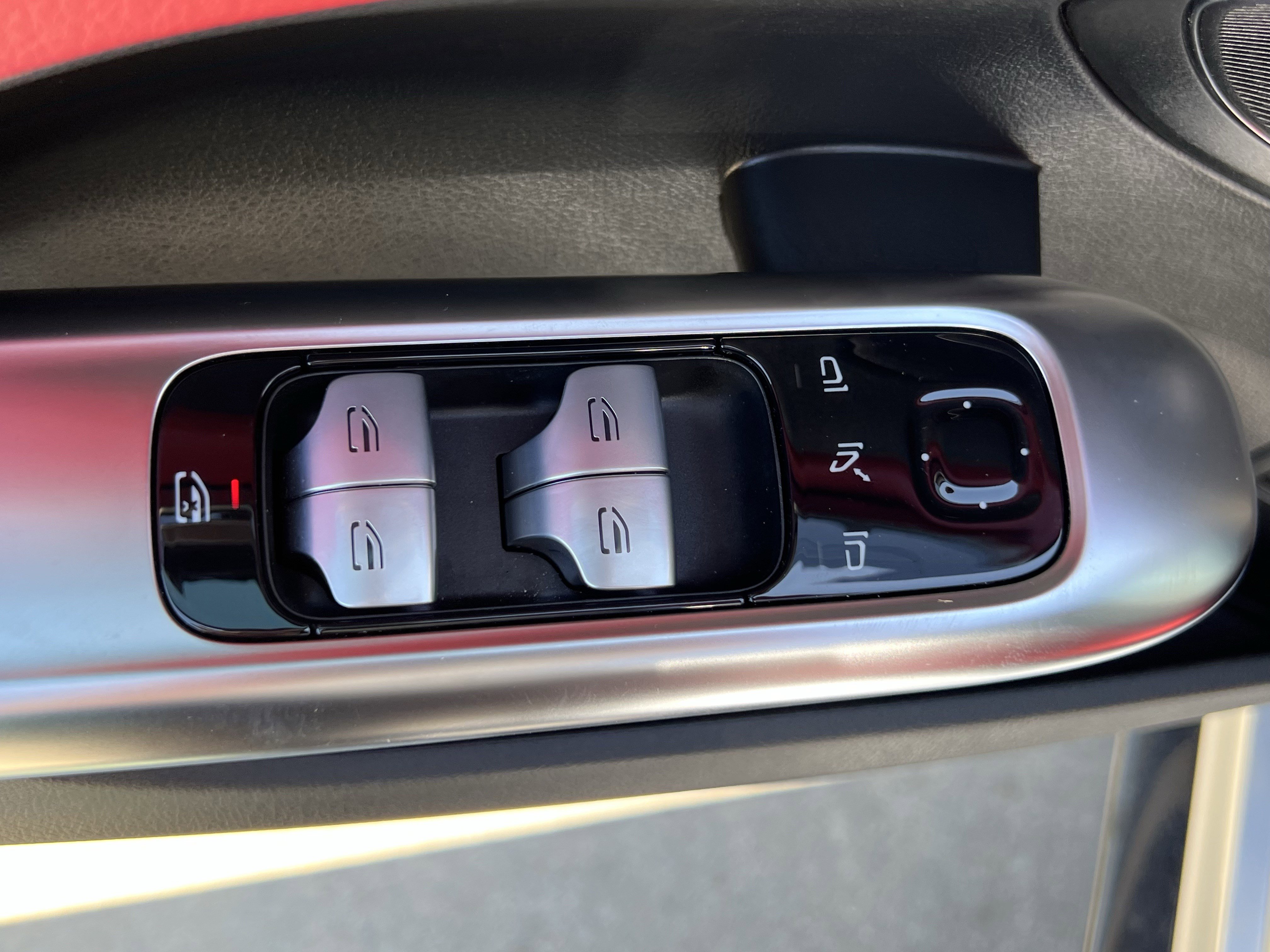Used 2025 Mercedes-Benz C 43 AMG 4MATIC Sedan image 15