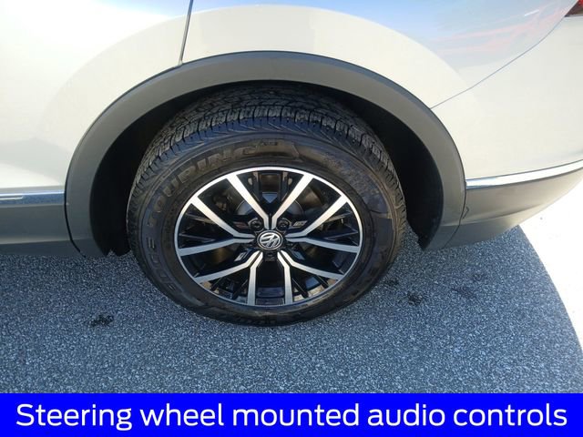 Used 2021 Volkswagen Tiguan SE AWD/4WD image 5