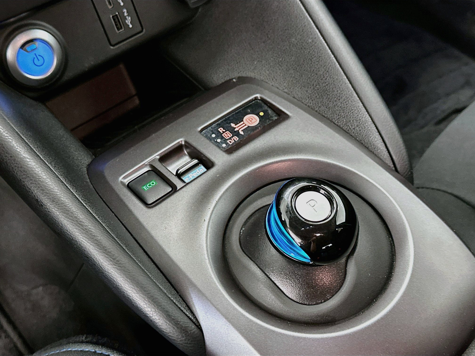 Used 2025 Nissan Leaf S FWD image 24