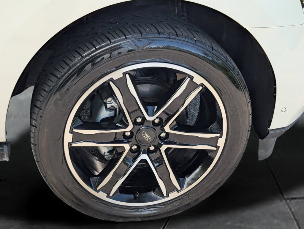 Used 2021 Ford Expedition Limited AWD/4WD image 11