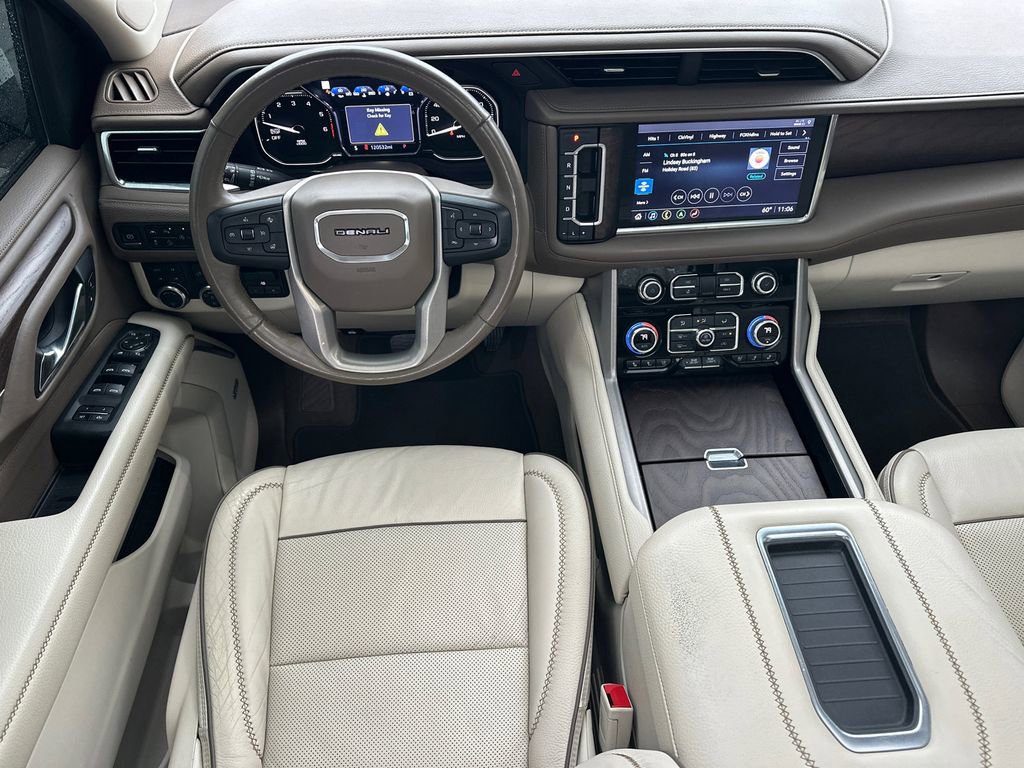 Used 2021 GMC Yukon Denali w/ Denali Ultimate Package AWD/4WD image 25