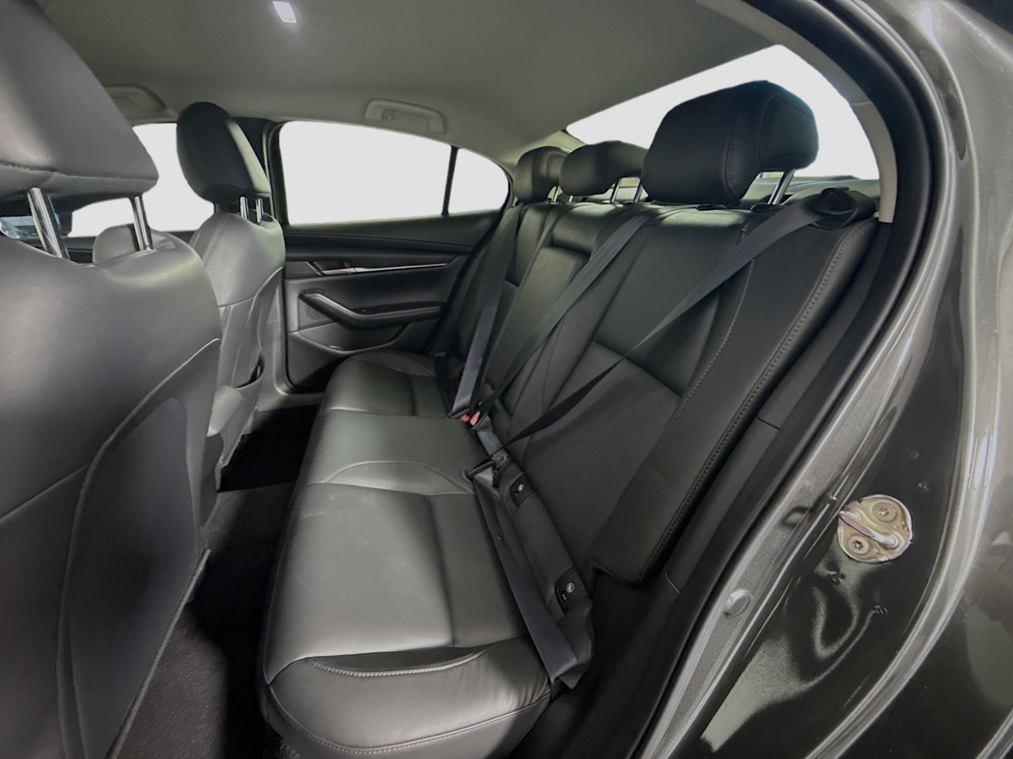 Used 2023 MAZDA MAZDA3 s image 25