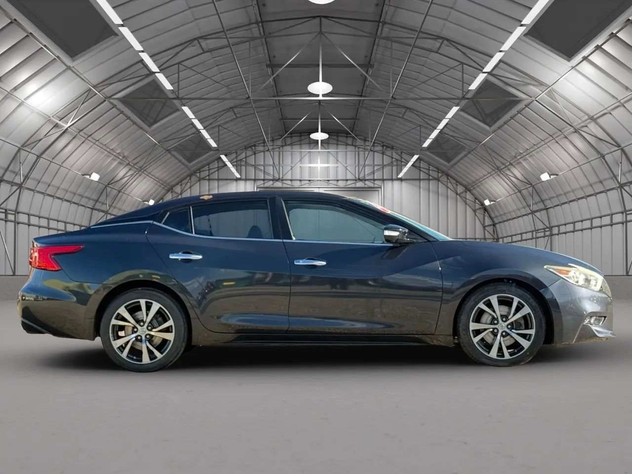 Used 2016 Nissan Maxima Platinum image 7