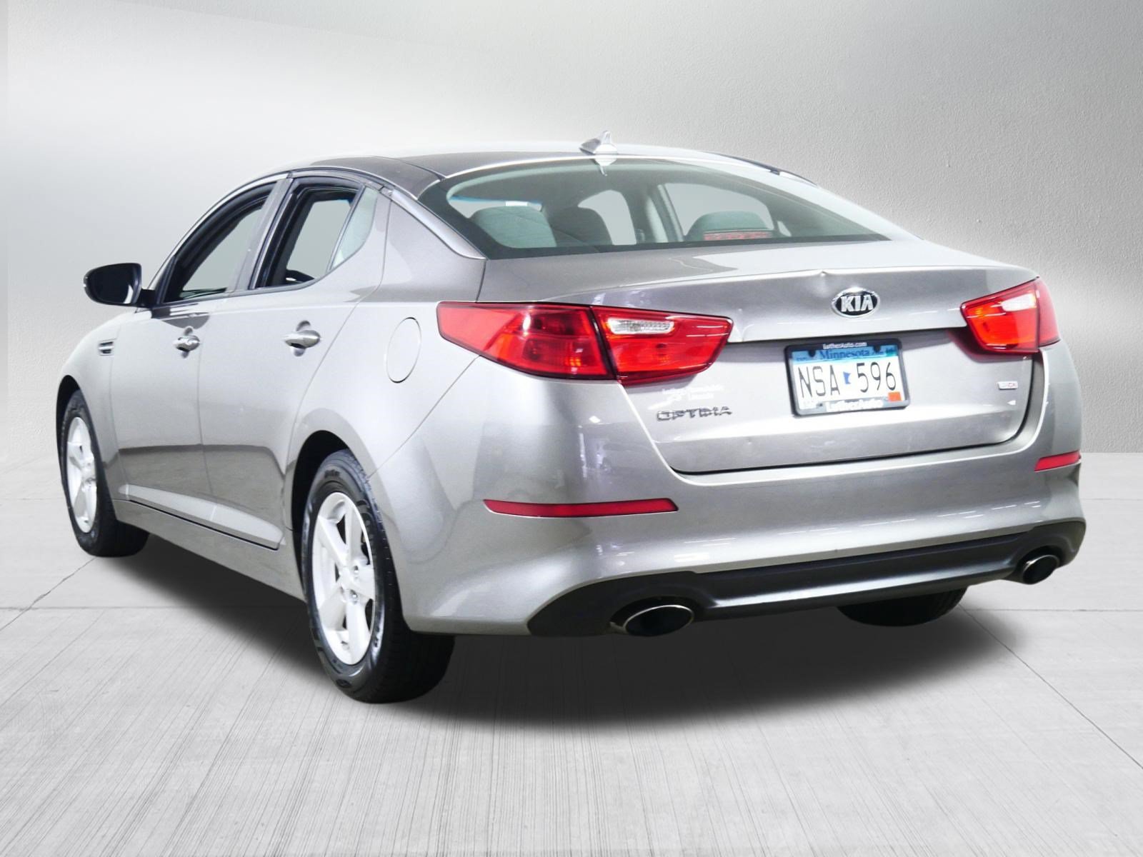 Used 2015 Kia Optima LX FWD image 5