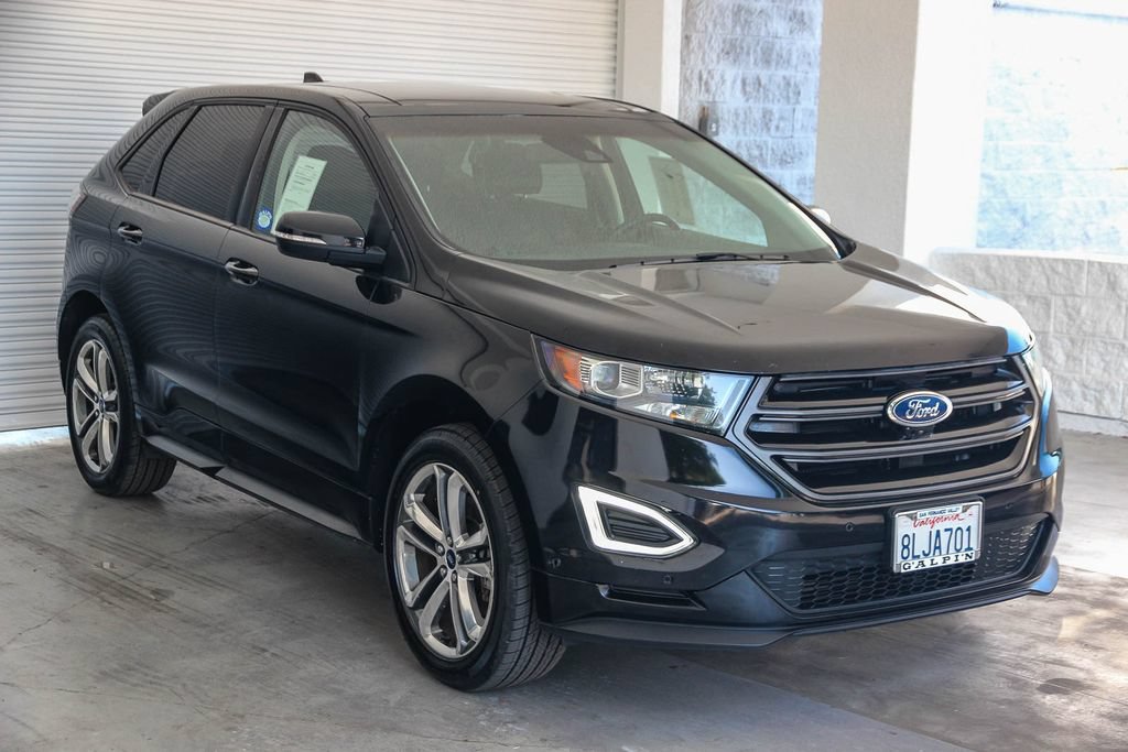Used 2016 Ford Edge Sport w/ Equipment Group 401A AWD/4WD image 3
