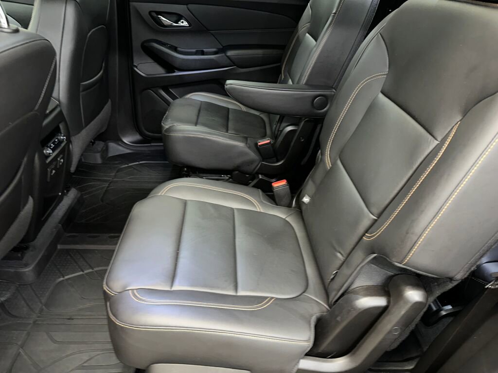 Certified 2021 Chevrolet Traverse LT w/ LT Premium Package image 21