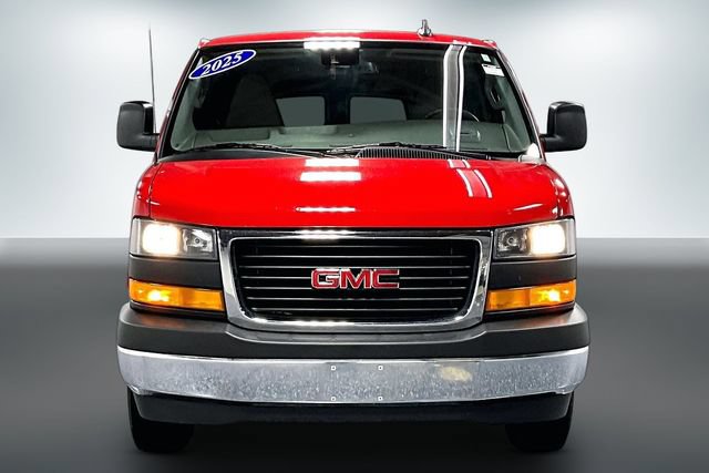Used 2025 GMC Savana 3500 LT w/ LT Preferred Equipment Group RWD image 2