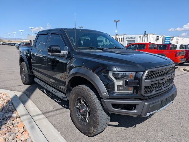 Used 2017 Ford F150 Raptor w/ Equipment Group 802A Luxury AWD/4WD image 4