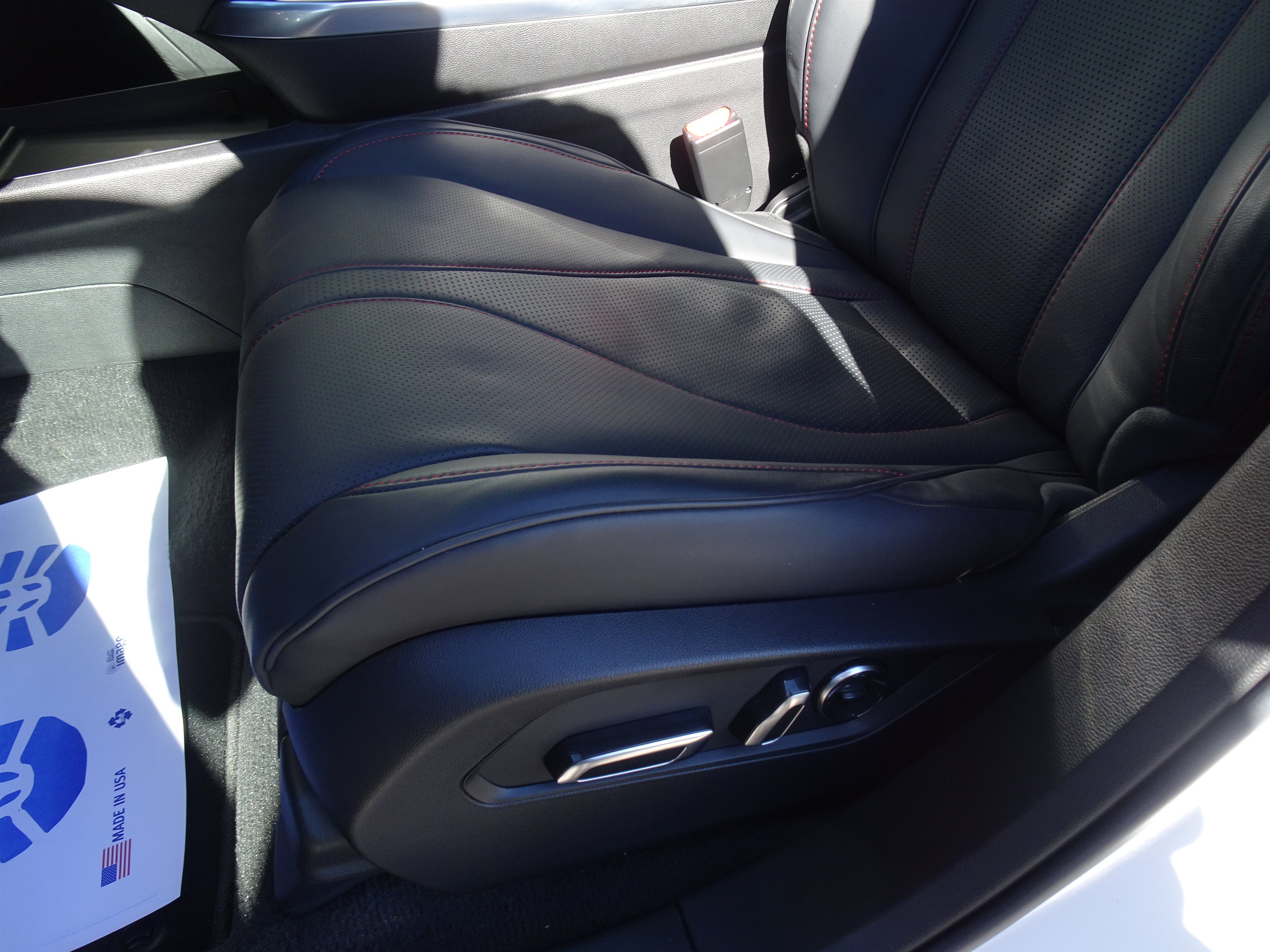 Used 2025 Acura RDX w/ Advance Package AWD/4WD image 9