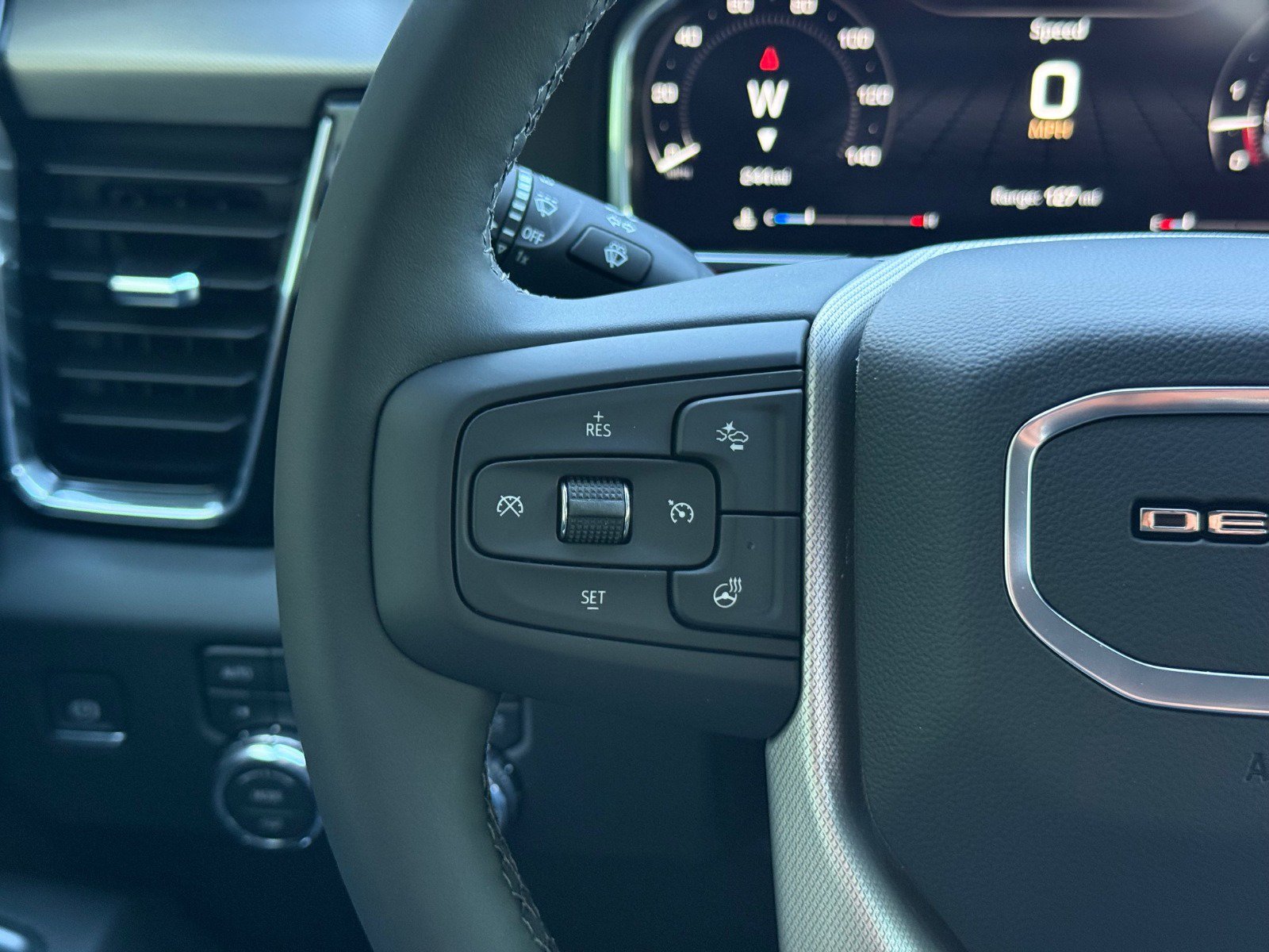 New 2026 GMC Sierra 2500 Denali w/ Denali Reserve Package image 23