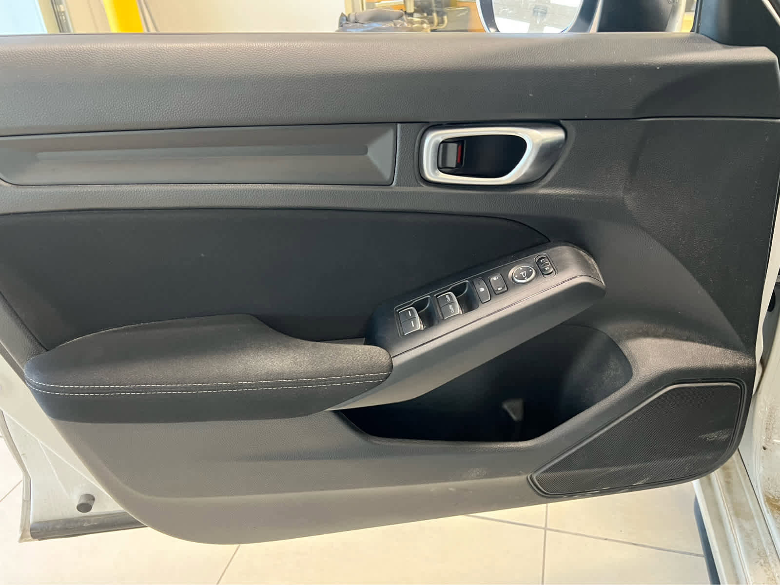 Used 2023 Honda Civic Sport image 11
