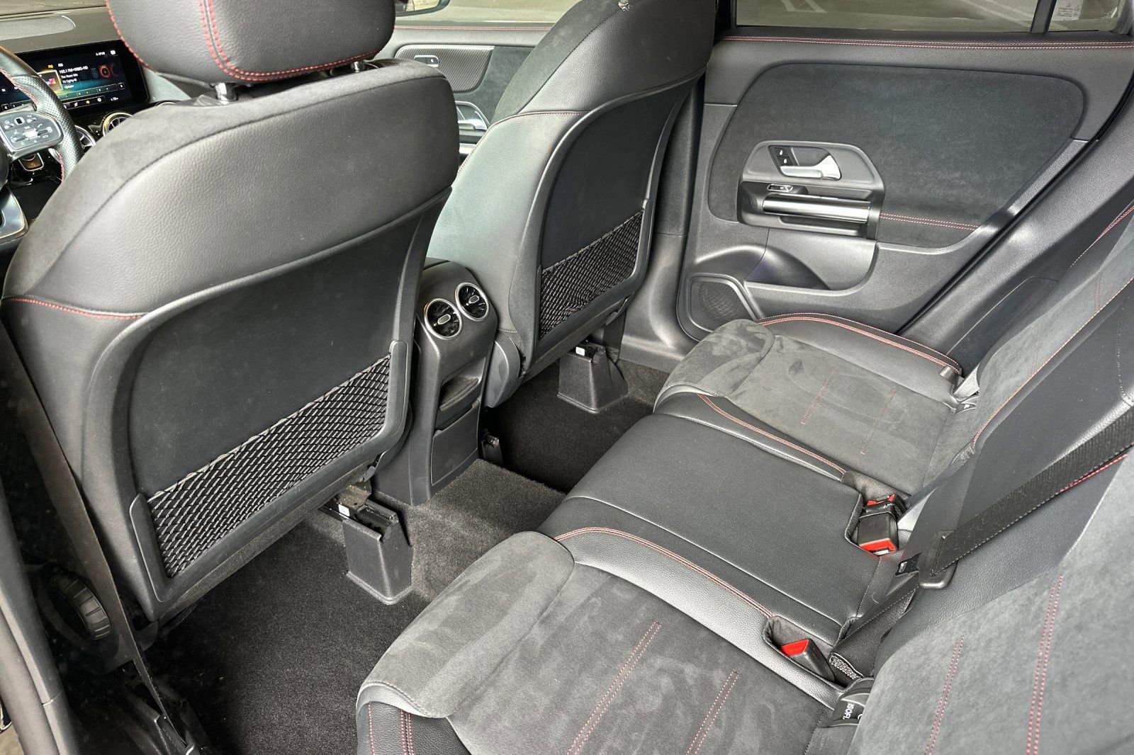 Certified 2022 Mercedes-Benz GLA 250 4MATIC image 17
