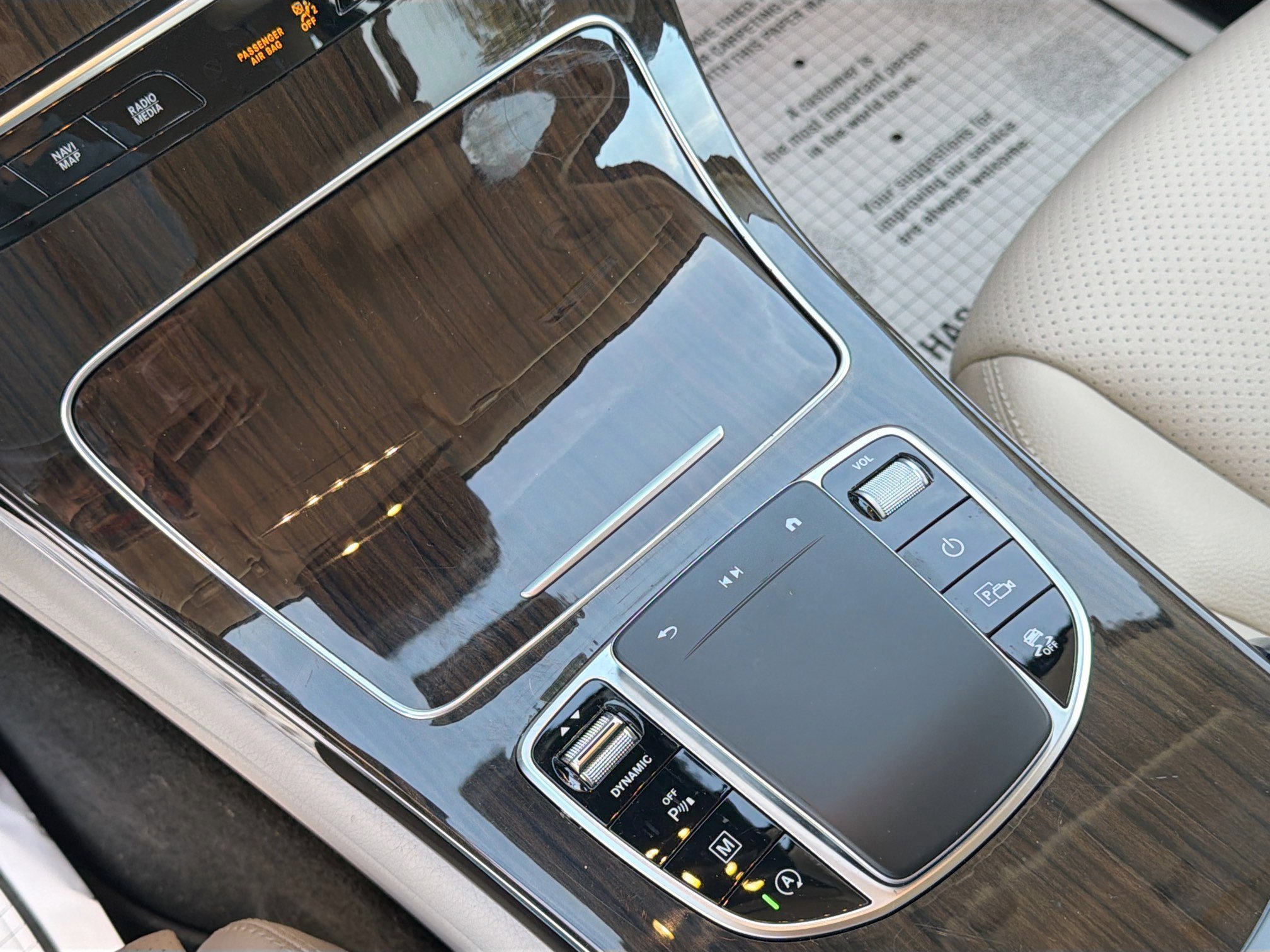 Used 2022 Mercedes-Benz GLC 300 image 29