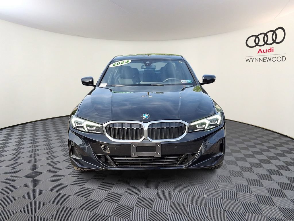 Used 2023 BMW 330i xDrive Sedan w/ Premium Package AWD/4WD image 2