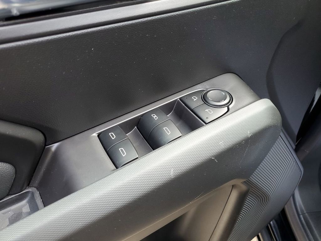 New 2024 GMC Canyon Elevation w/ Convenience Package image 24