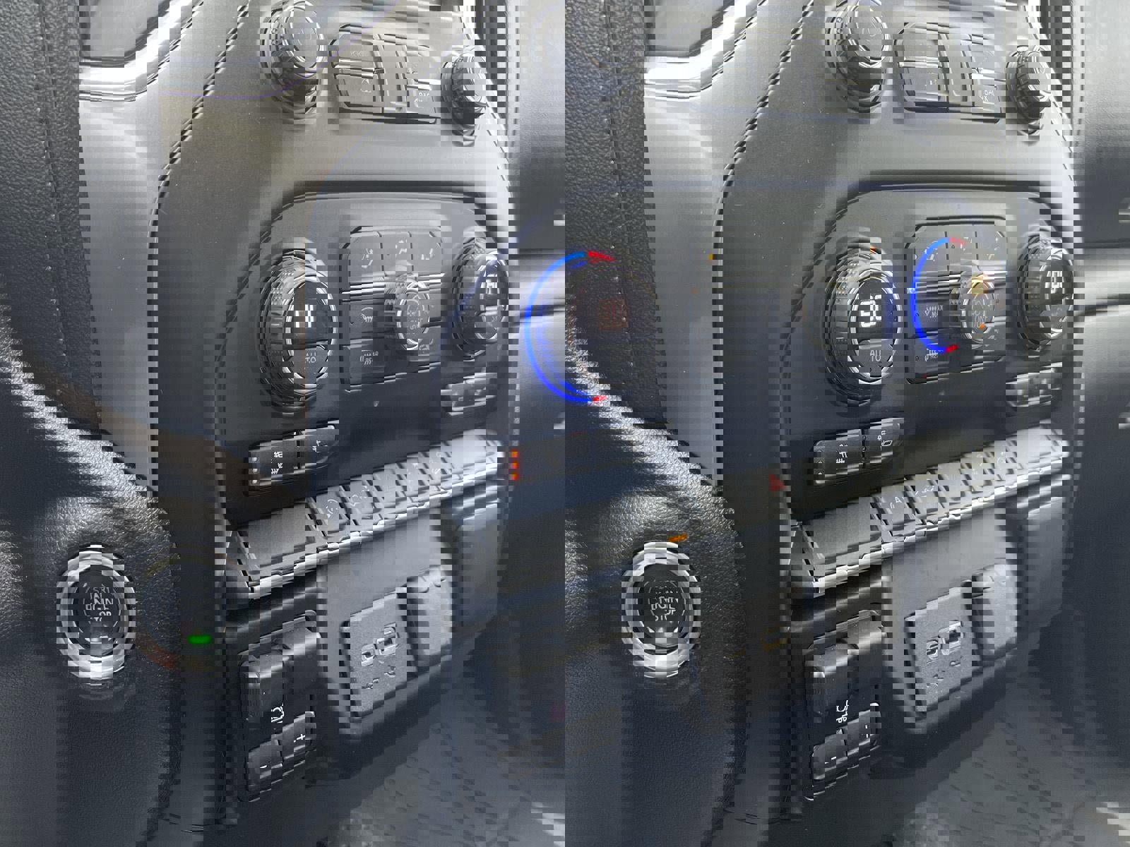 Used 2019 Chevrolet Silverado 1500 LT w/ All-Star Edition image 19