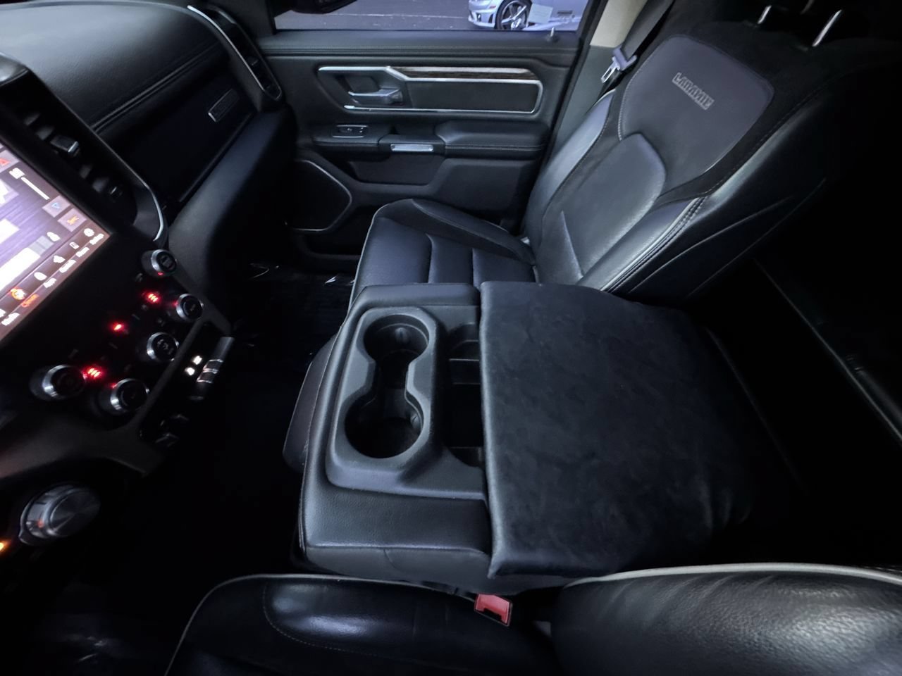 Used 2019 RAM 1500 Laramie AWD/4WD image 26