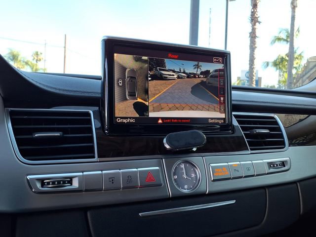 Used 2014 Audi S8 image 15