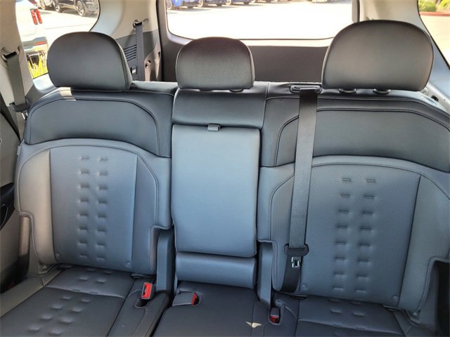 Used 2026 Kia EV9 Wind image 12