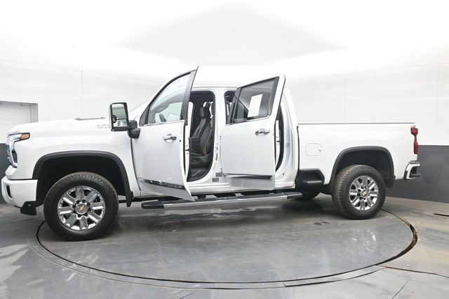 Used 2024 Chevrolet Silverado 2500 Custom w/ Custom Value Package AWD/4WD image 55