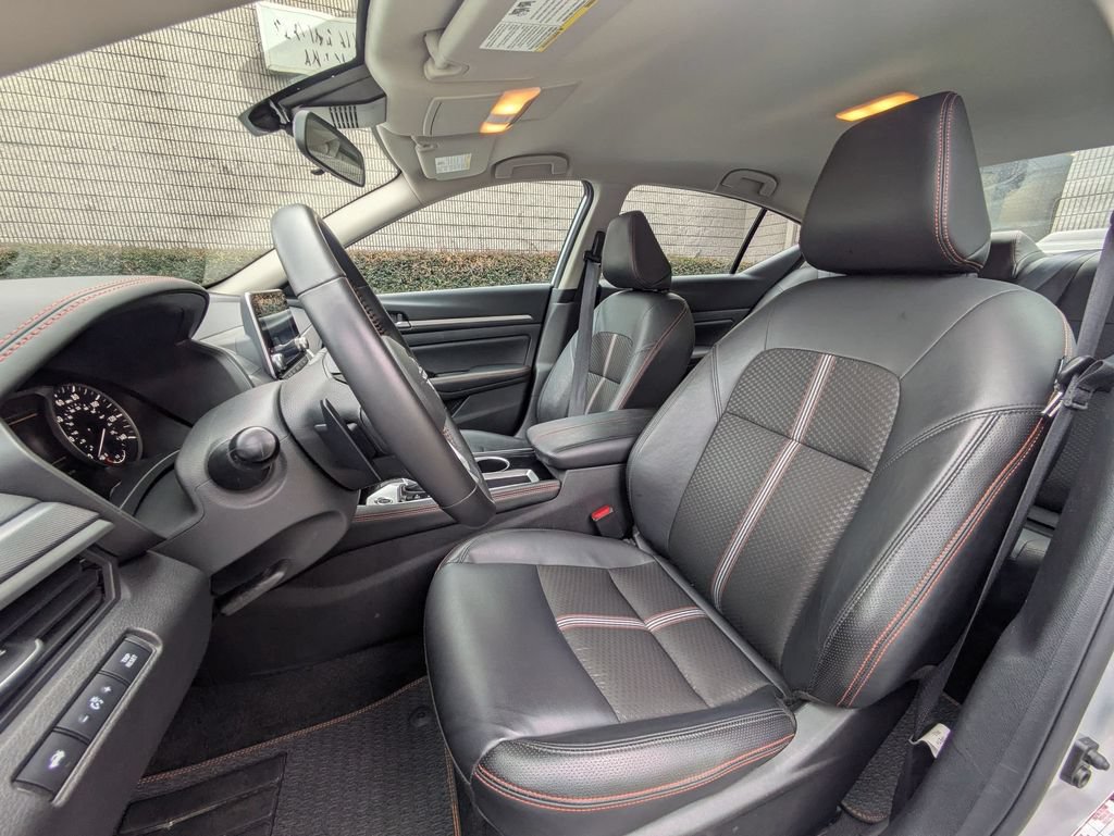 Used 2025 Nissan Altima 2.5 SR FWD image 24